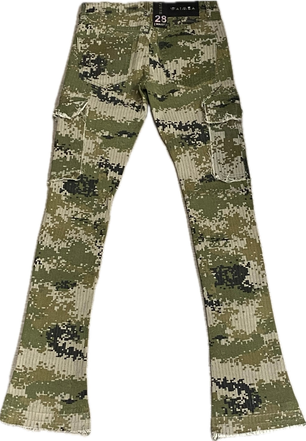 MEN’S WAIMEA STACKED FIT OLIVE CAMO JEANS